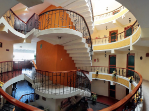 Hotel De La Villa Hermoza