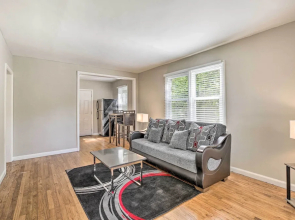 Family-friendly Atlanta Home ~ 3 Mi to Downtown!