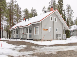 YLLäSRöHKö D 8