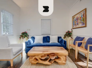 Lil Bit Adorable Conch Home on Quiet Street