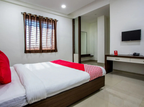 OYO 10600 Hotel 7th Cloud