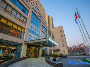 Dingyi Hotel