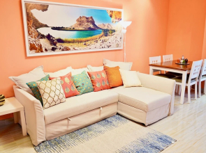 Behlys Airport sunset view Apt