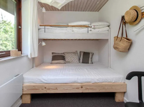 5 Person Holiday Home in Vaeggerlose