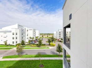 Beautiful 2 Bdrm 2 BA Condo
