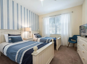 Spacious 5 bedroom villa - Paradise Palms Resort