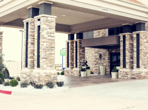 Holiday Inn Express and Suites Oklahoma City South