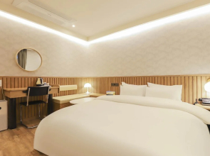 Hotel Label Ansan