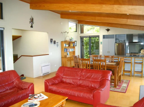 Korora - Kaiteriteri Beach House