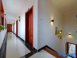 Floral Hotel·Beijing Huayan Hotel(Beijing Yanqing Badaling Great Wall Wildlife Park)