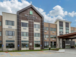MainStay Suites Waukee - West Des Moines