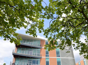 Brightleap Apartments - Silbury View