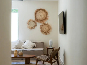 Room in Apartment - Exclusive Spacious 2 Bedroom Apartment With Private Pool and Top Amenities