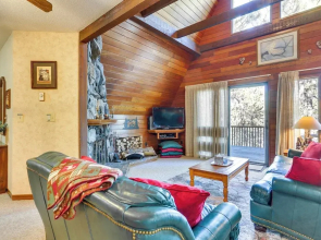 Cozy Black Hills Nature Retreat w/ Private Deck!