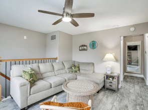 1 Mi to Marina District! Bright Brigantine Condo