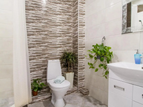 Южный берег на набережной Адмирала Серебрякова