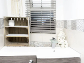 Beautiful 2 Bed Studio