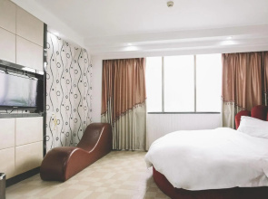 Happy Forest Hotel