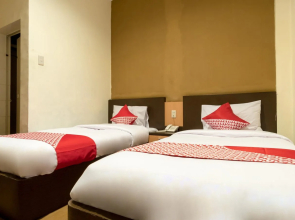 OYO 996 Hotel Transit
