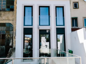 Lisbon South Hostel