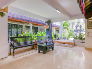 OYO 4012 Ari Beach Inn