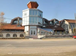 Inn Zormaris-M