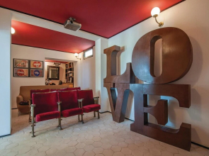 Beautiful Home in Perugia With 6 Bedrooms, Private Swimming Pool and Outdoor Swimming Pool