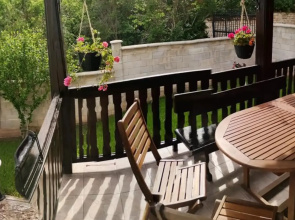 Villa Holly