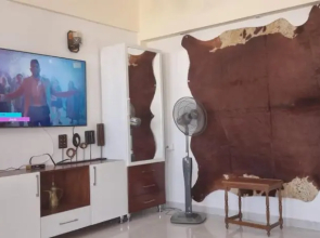 Lagoona Sunrise studio