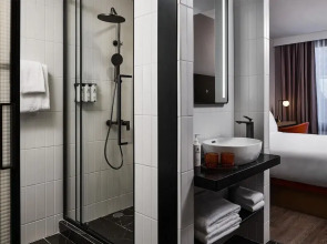 The George At Columbia, Tapestry Collection By Hilton