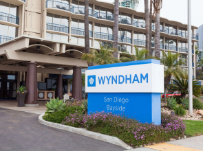 Wyndham San Diego Bayside