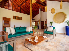 MKNI Hotel - Ikaika Makani Experience