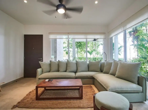 Amazing Apartment With Pools Gym BBQ Yoga Deck