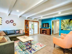 5602 N 76th Place, Scottsdale