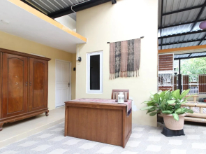 RedDoorz @ Jalan Damai 3