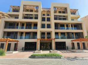 ONE Elegant Apartment in Muscat Bay 01