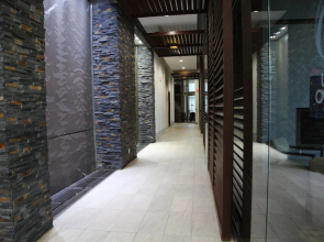 Red Maple Suites Mississauga