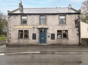 Host Stay Woodroffe Arms Hope Double Room 1