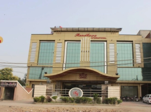 Hotel Randhawa International