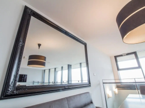Stunning 3 BR Penthouse Apartment, River View