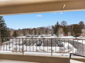 The Lodge at Lake Dillon #308