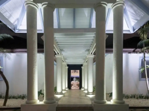 7 Bedrooms Luxury Colonial Villa Complete New 2017