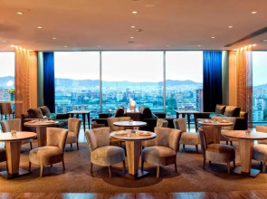 Отель Leonardo Royal Barcelona Forum