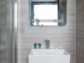 Paddington Park Hotel