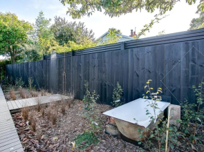 Beach and Vineyard Escape - Haumoana Beach Holiday Home