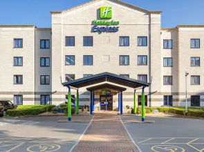 Holiday Inn Express Poole by IHG