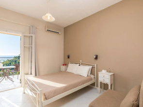 Studio Apartments Pelekas Beach adonis