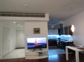 A luxurious aprtm with a sauna and terrace Netflix