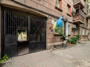 Evreyskaya Street 6