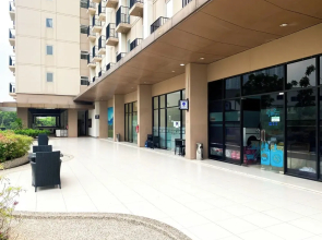 Spacious and Comfort Studio Apartment at Azalea Suites